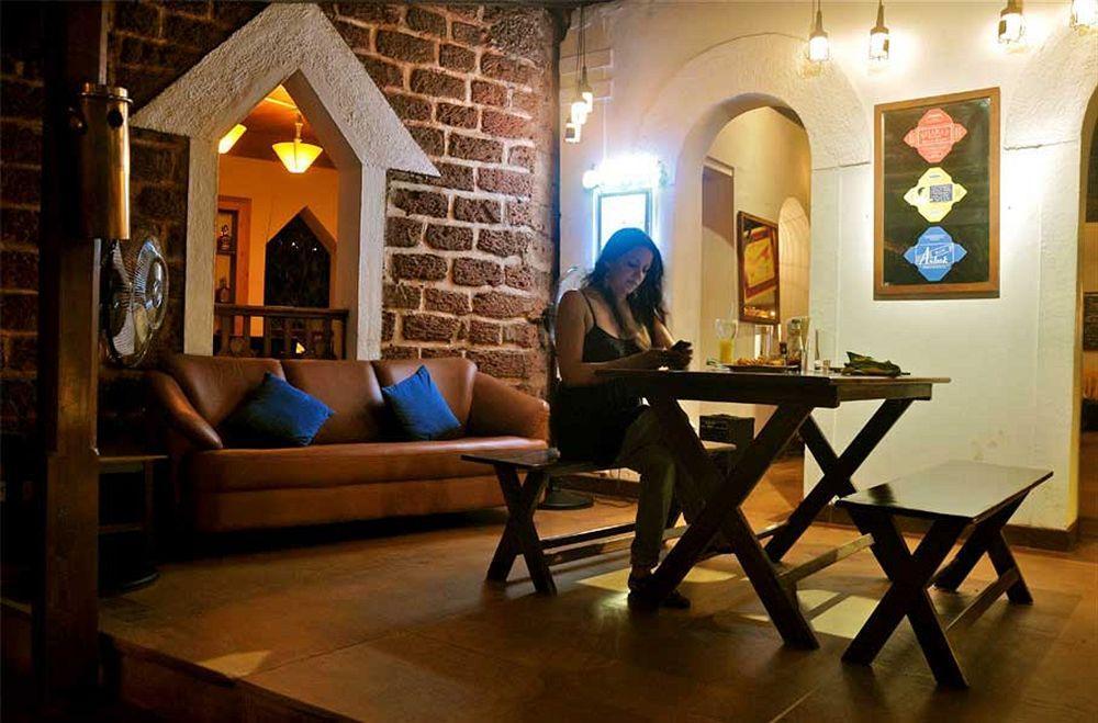 Cavala The Seaside Resort Baga Ngoại thất bức ảnh