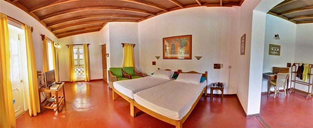Cavala The Seaside Resort Baga Ngoại thất bức ảnh