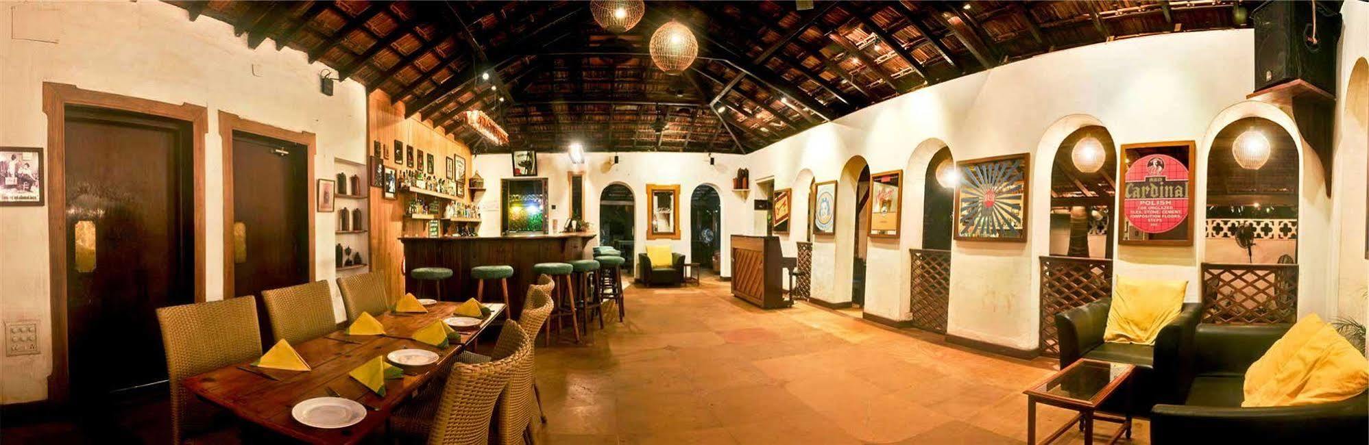 Cavala The Seaside Resort Baga Ngoại thất bức ảnh